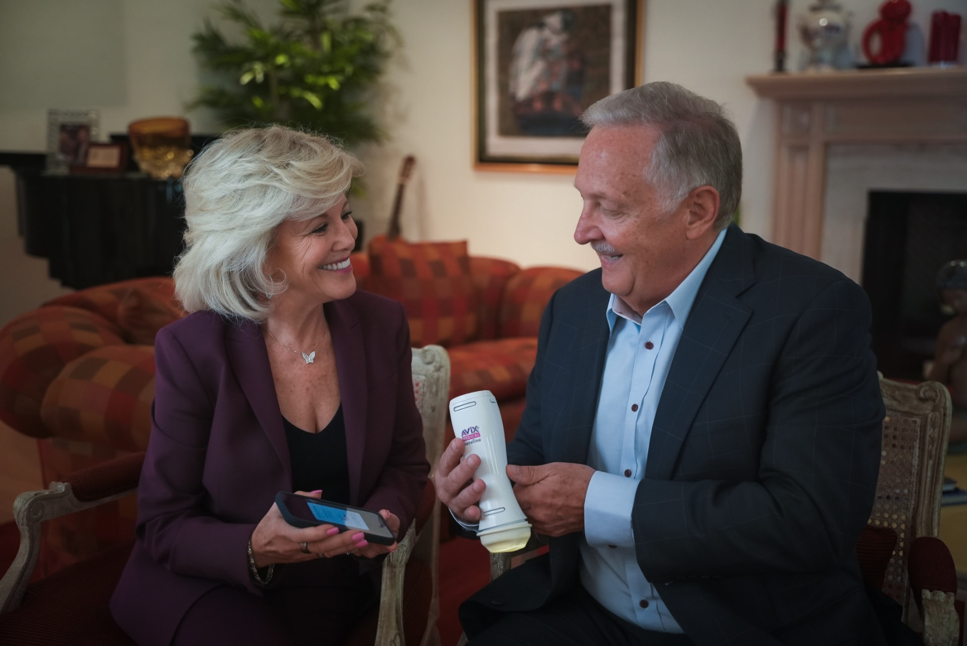 Barry and Sue Brucker with the Catalina device by Avix Medical